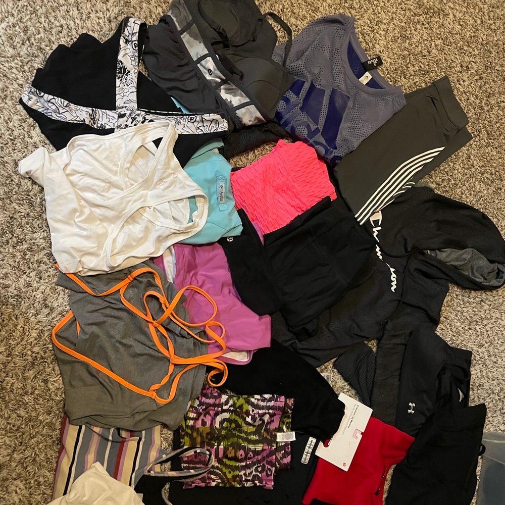 Athletic bundle all sizes 20+ items